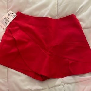 Zara red skort